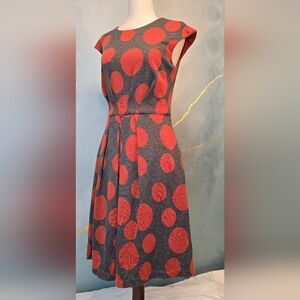 Maggy London Cap Sleeve Pockets Charcoal and Rust Orange Dot Stretch Knit Dress